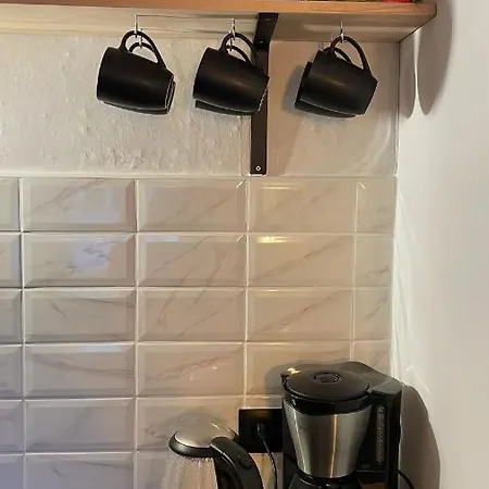 Upwulkje 1 *